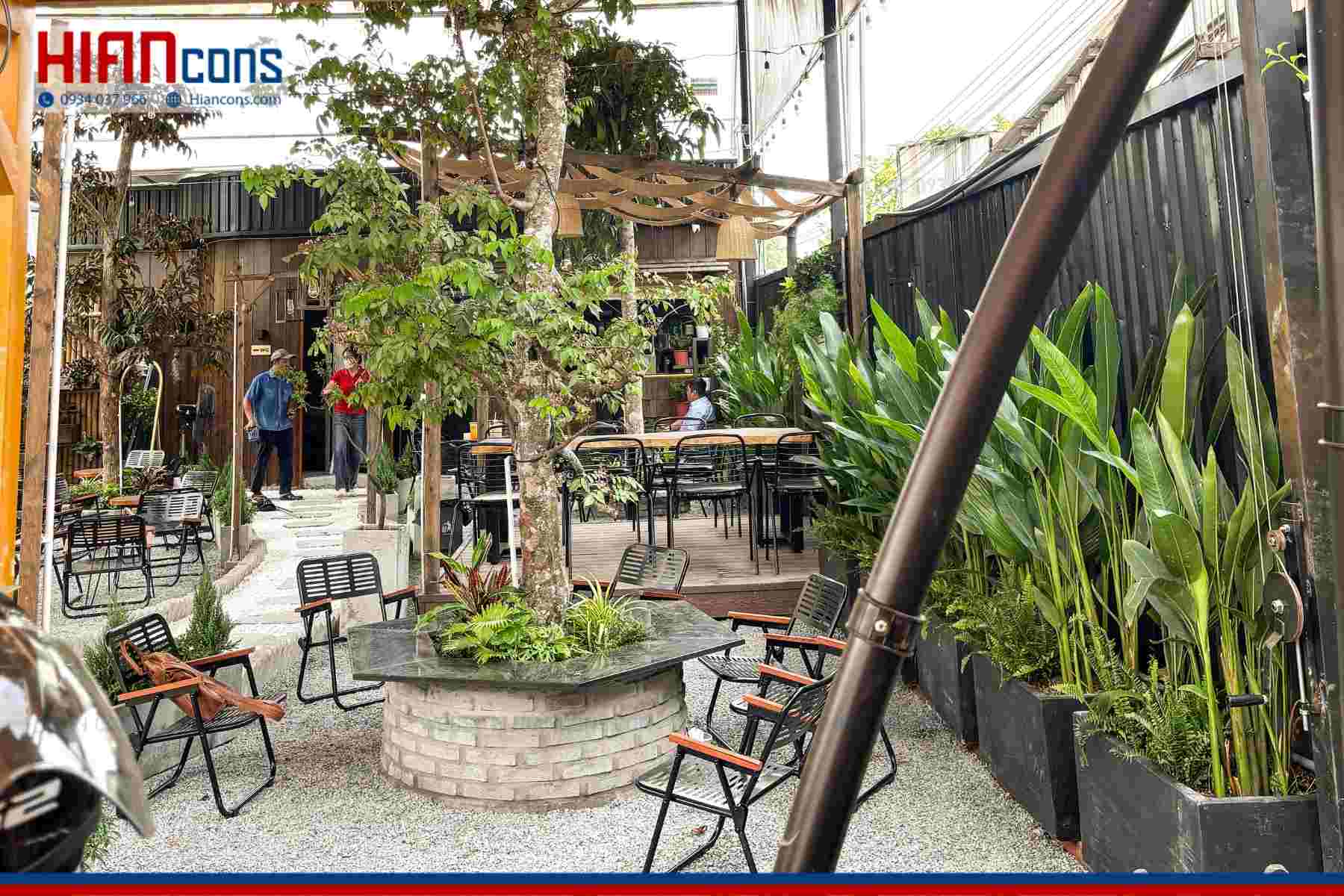 Thi công quán cafe B00M Coffee trọn gói