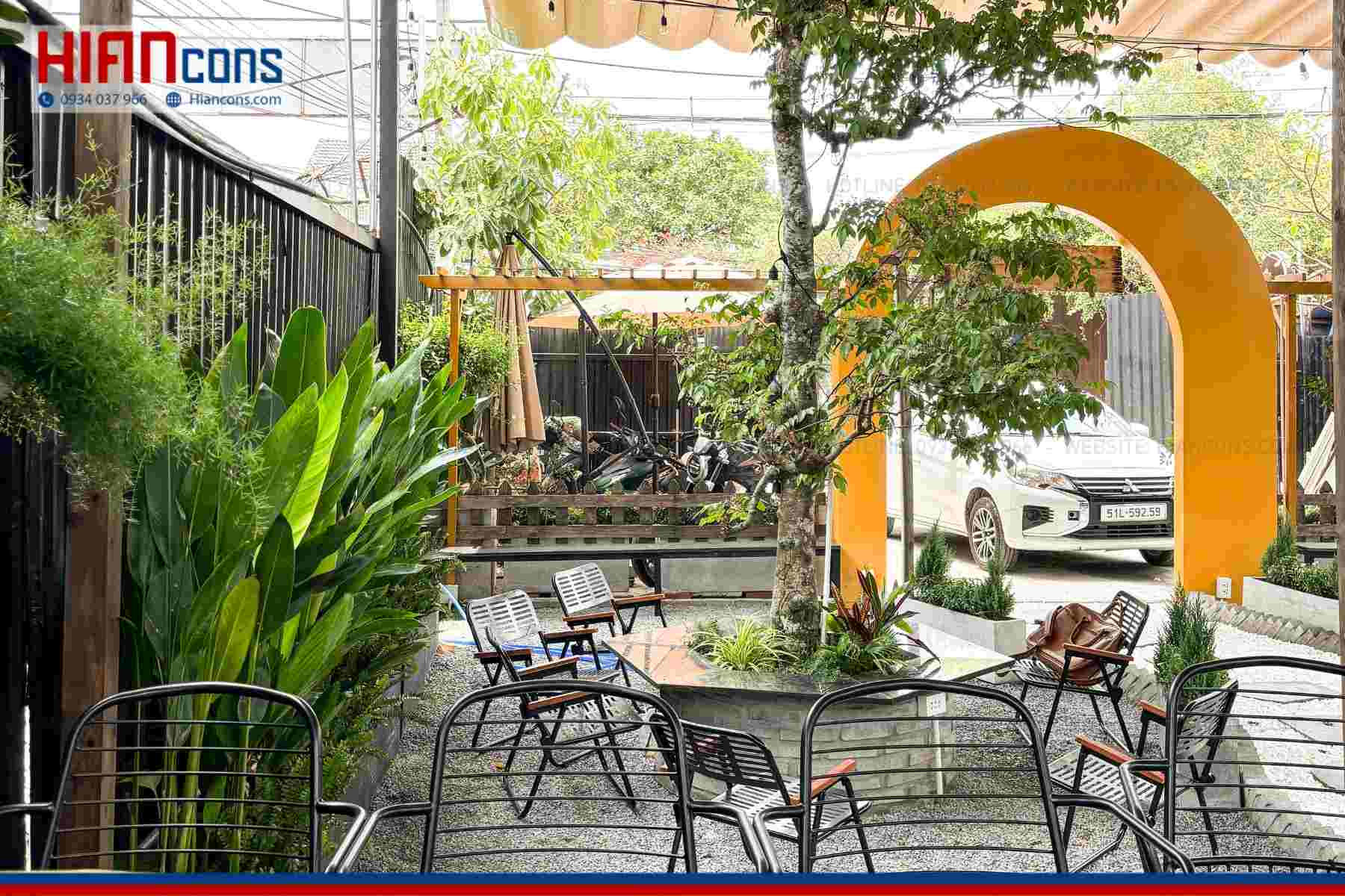 Thi công quán cafe B00M Coffee trọn gói