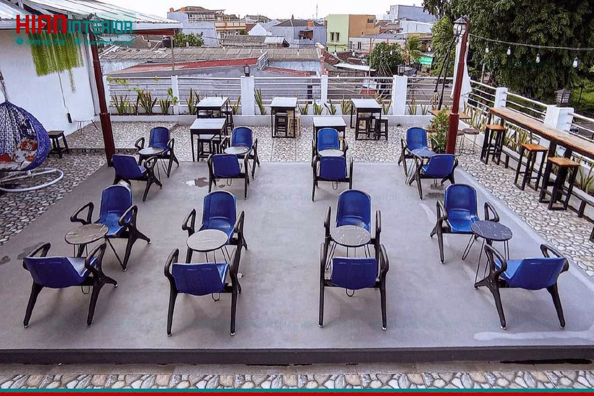 Quán Cafe Sân Vườn Phong Cách Tropical